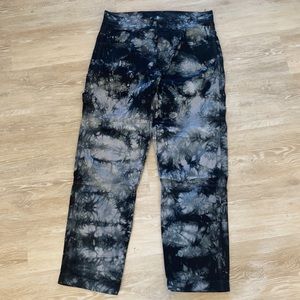 KnicKers grey acid wash combat pants🖤